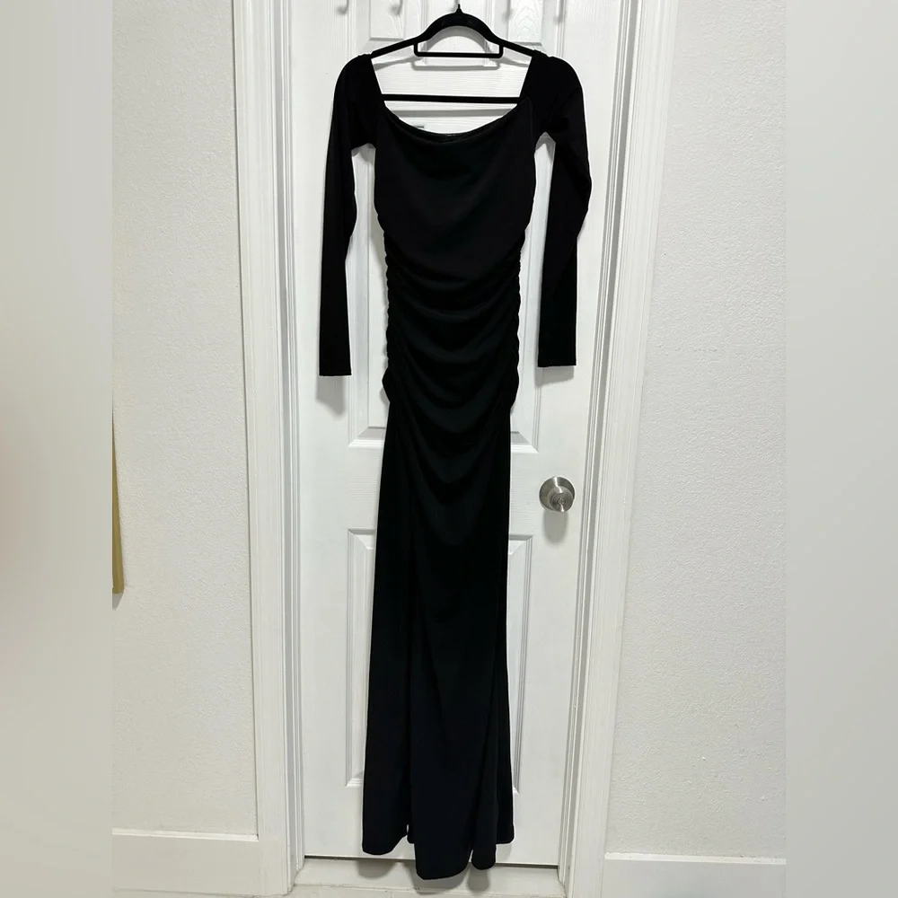 Cinq a Sept Holly Gown in Black - Picture 4 of 9